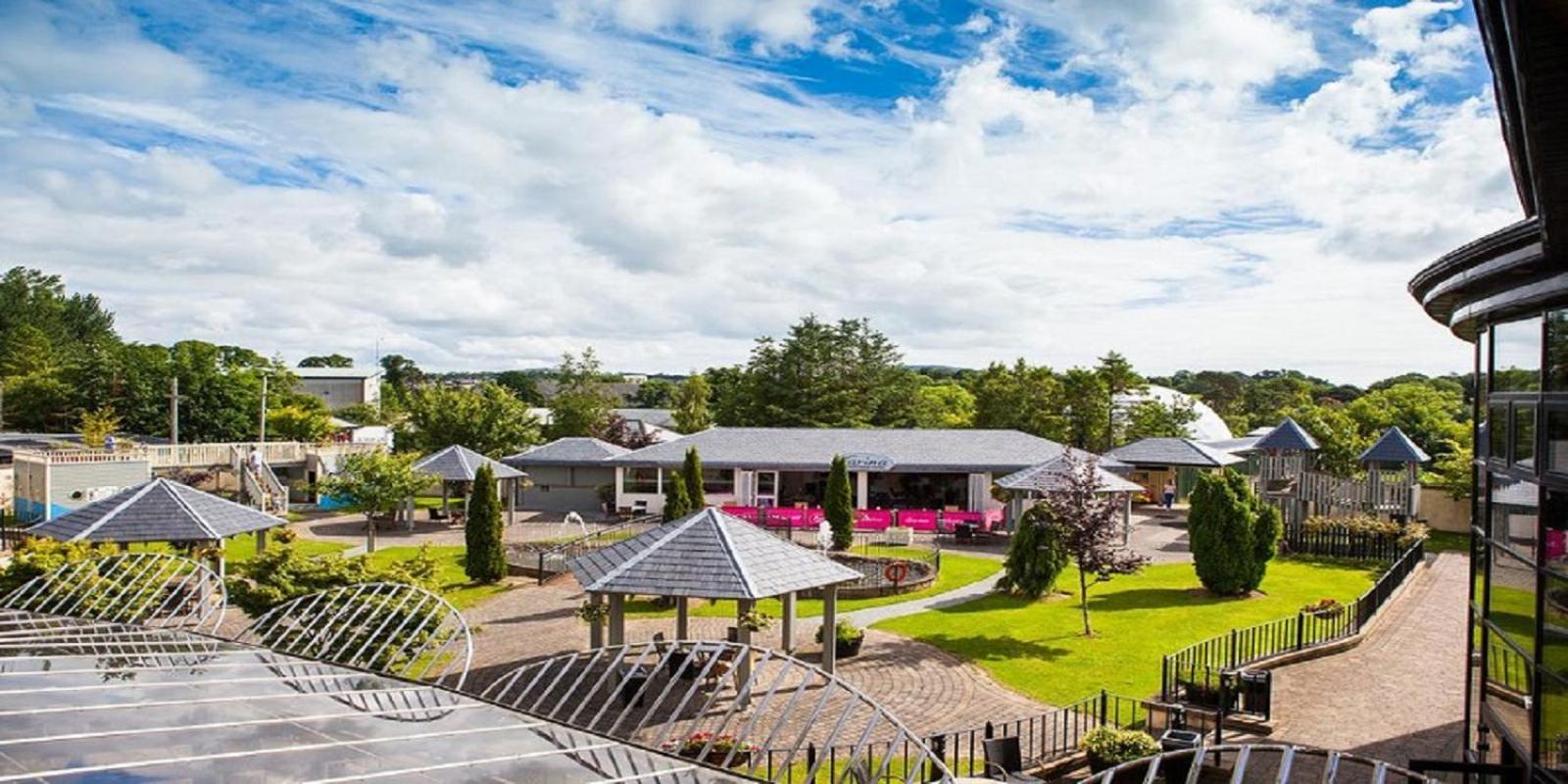 Amber Springs Hotel Gorey Buitenkant foto